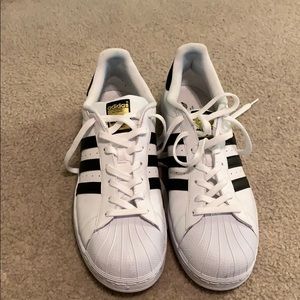 WHITE ADIDAS SUPERSTARS MENS